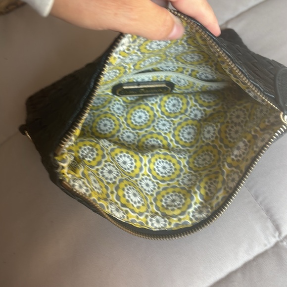 Black leather clutch. Very gently used condition. Clean inside. - Picture 4 of 4